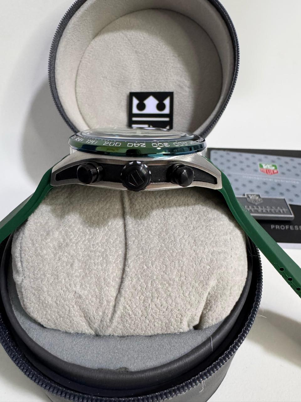 Tag Heuer Carrera