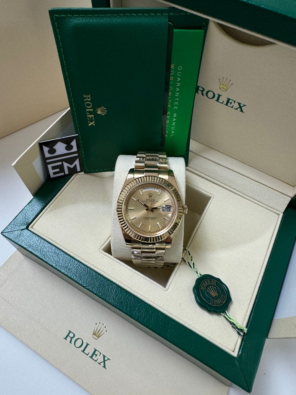 Rolex Day-Date / Gold