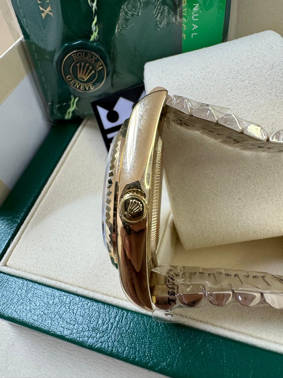 Rolex Day-Date Gold / Green