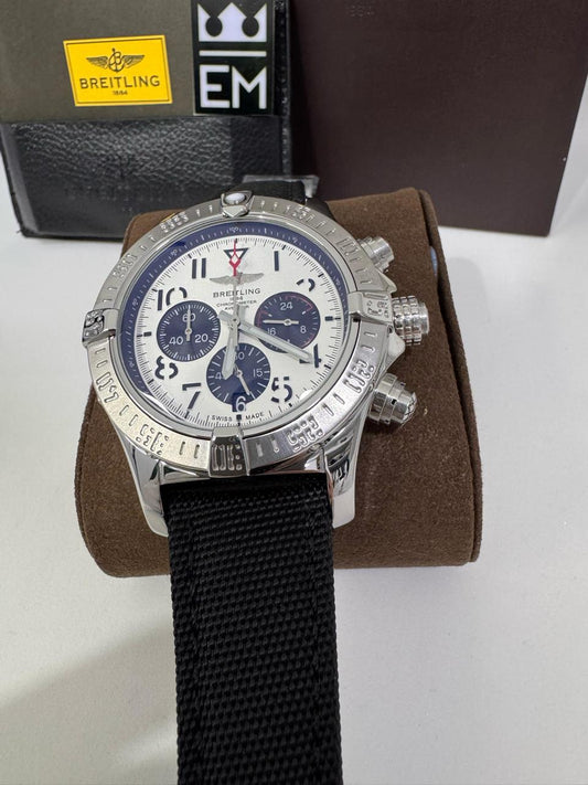 Breitling Avenger
