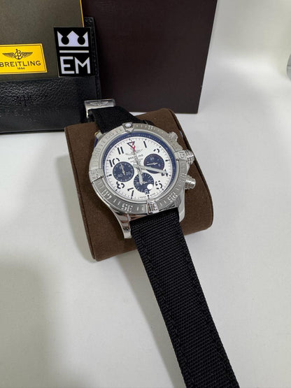 Breitling Avenger