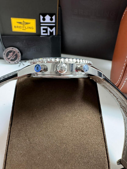 Breitling Navitimer