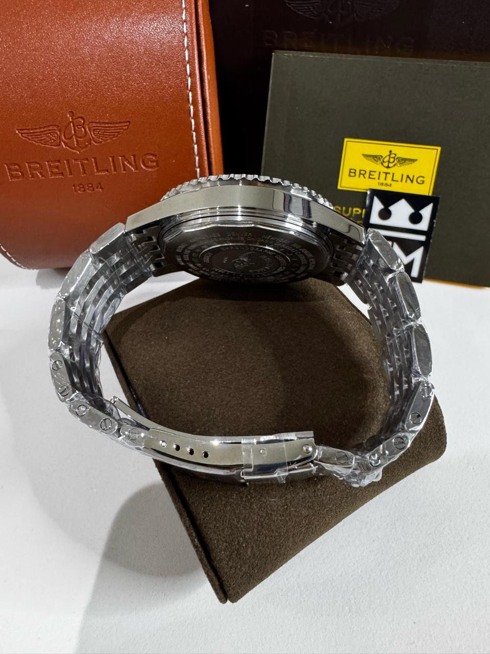 Breitling Navitimer