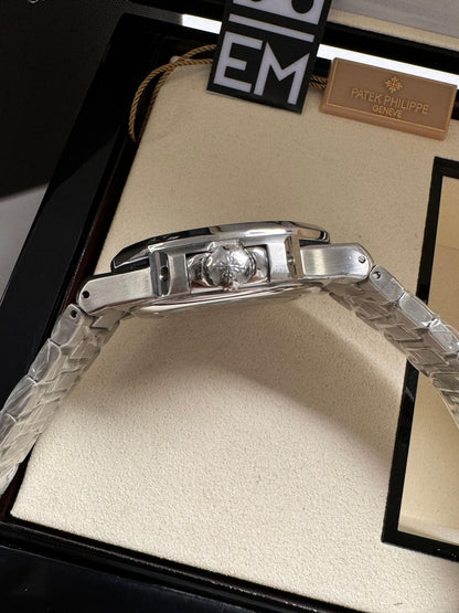 Patek Philippe Nautilus