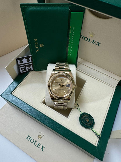 Rolex Day-Date / Gold