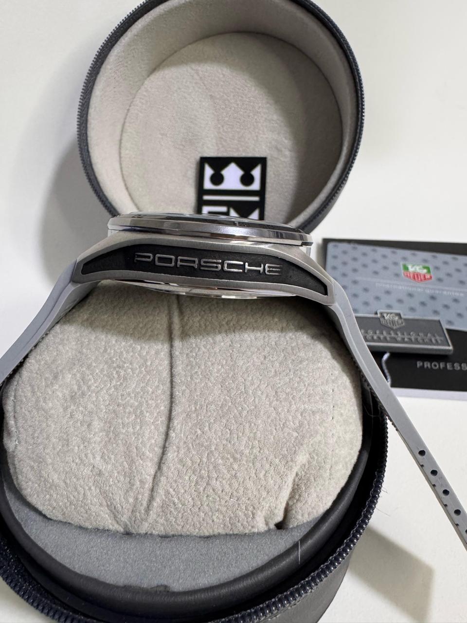 Tag Heuer Carrera
